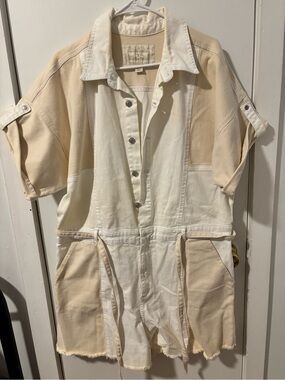 Christian Siriano Cream & Beige Lightweight Romper